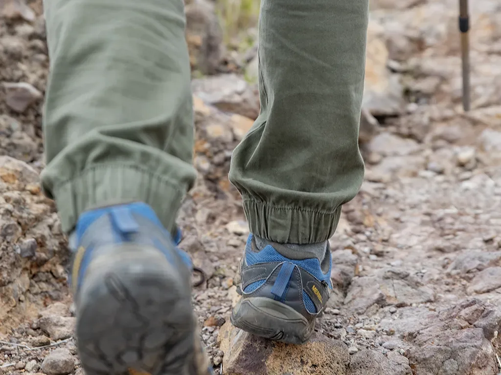 Trekking & Hiking 9