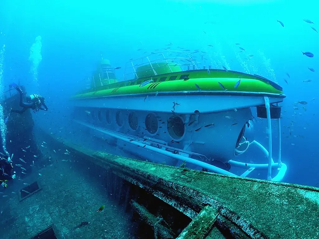 Submarine Safari 4